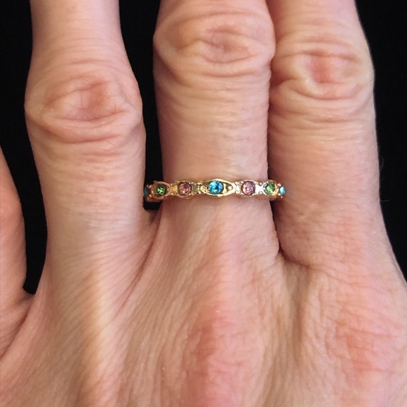 Elegant Multicolor Gemstone Ring - Picture 2 of 7